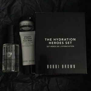 Bobbie Brown Hydration Heroes Set